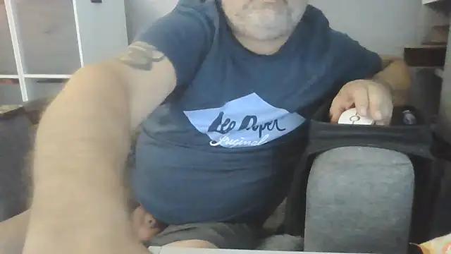 Snapshot of Naturistmale45 chatting on 07/07/26, 11:25 Naturistmale45 online show from 07/07/26, 11:25