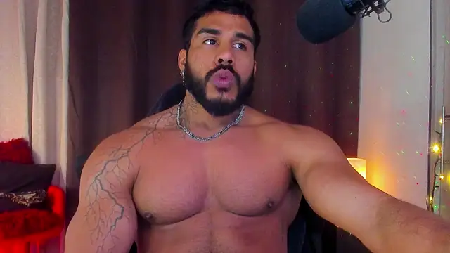 Snapshot of Artemis_Kazttman chatting on 01/08/25, 10:15 Artemis Kazttman online show from 01/08/25, 10:15