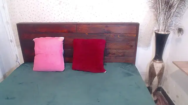 NikkieMilky online show from 09/18/25, 02:35