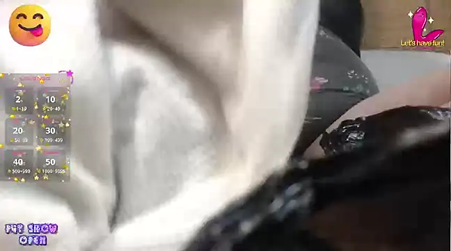 Snapshot of agathamiller01 chatting on 03/15/25, 01:52 agathamiller01 online show from 03/15/25, 01:52