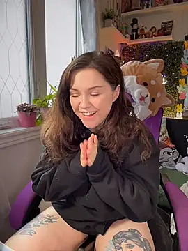 Snapshot of JennKenobi chatting on 03/11/26, 03:18 JennKenobi online show from 03/11/26, 03:18