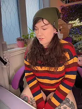 Snapshot of JennKenobi chatting on 03/12/26, 02:45 JennKenobi online show from 03/12/26, 02:45