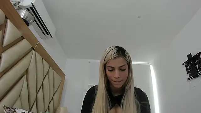 briana wonder69xxx online show from 05/27/26, 02:36