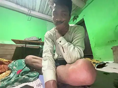 PrabV0319 online show from 02/17/26, 07:20