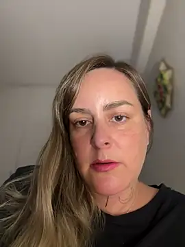 misslulipop online show from 02/25/25, 12:36