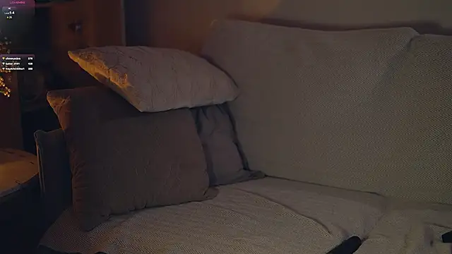 Snapshot of SanySenise chatting on 02/25/25, 08:58 SanySenise online show from 02/25/25, 08:58