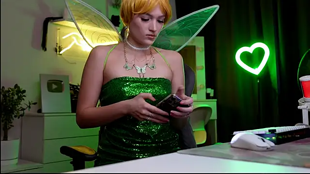 MrsTenderBeast online show from 09/21/25, 03:13