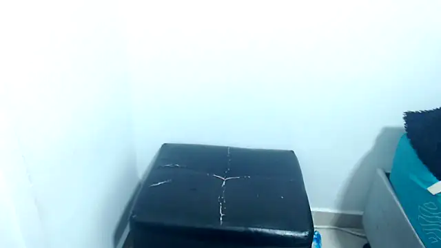 Snapshot of dayanasanz chatting on 02/28/25, 12:21 dayanasanz online show from 02/28/25, 12:21