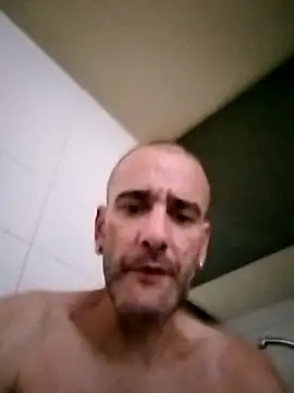 Snapshot of raulacab chatting on 06/30/26, 01:23 raulacab online show from 06/30/26, 01:23