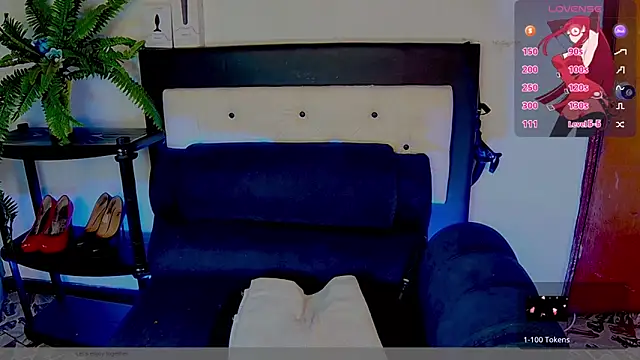 Snapshot of Mommy-pervert chatting on 04/18/26, 02:37 Mommy-pervert online show from 04/18/26, 02:37