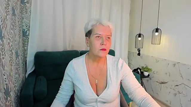 Snapshot of KathySunn chatting on 03/22/26, 01:25 KathySunn online show from 03/22/26, 01:25