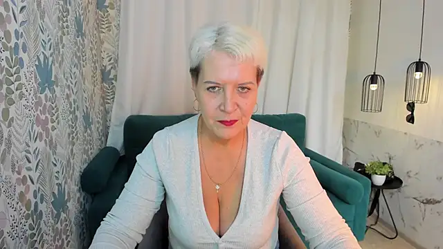 Snapshot of KathySunn chatting on 03/24/26, 01:05 KathySunn online show from 03/24/26, 01:05