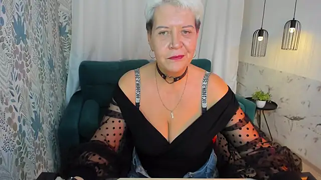 Snapshot of KathySunn chatting on 03/26/26, 01:38 KathySunn online show from 03/26/26, 01:38