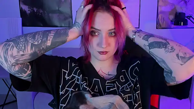 AsheLucker online show from 01/16/25, 11:48