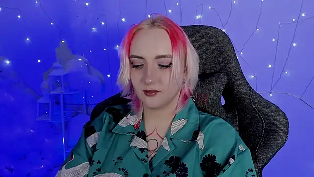 AsheLucker online show from 01/23/25, 11:36