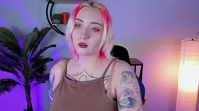 AsheLucker online show from 02/20/25, 05:44