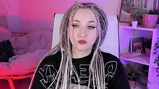 AsheLucker online show from 03/16/25, 08:54