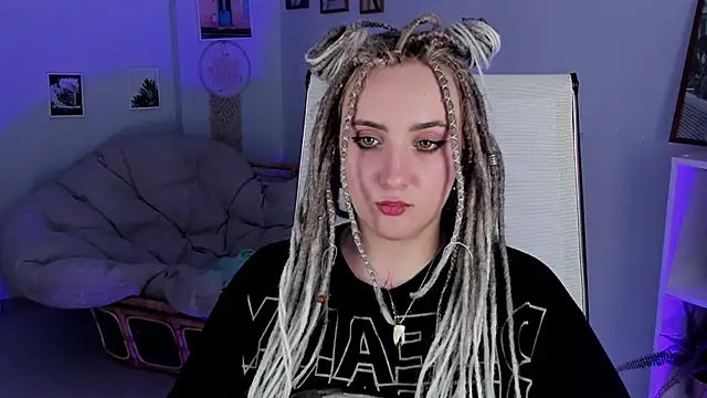 AsheLucker online show from 03/21/25, 08:39