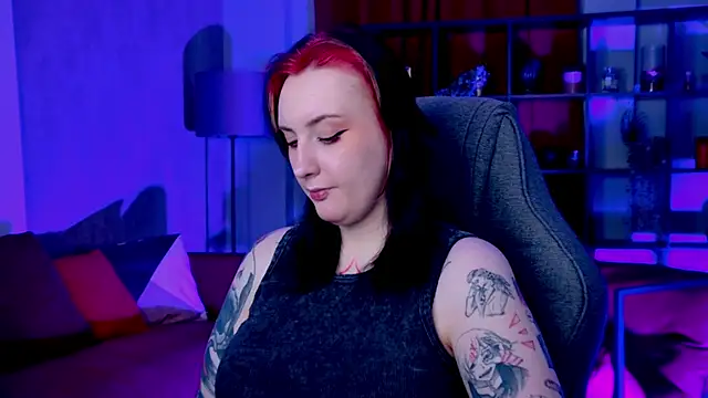 Snapshot of AsheLucker chatting on 04/06/26, 02:09 AsheLucker online show from 04/06/26, 02:09