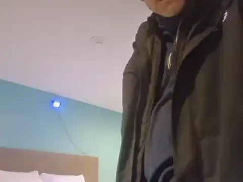 Snapshot of OGaddix269 chatting on 02/19/25, 01:29 OGaddix269 online show from 02/19/25, 01:29