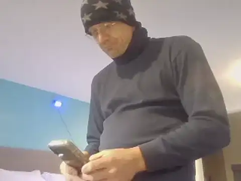 Snapshot of OGaddix269 chatting on 02/19/25, 04:34 OGaddix269 online show from 02/19/25, 04:34