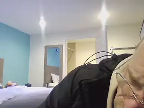 Snapshot of OGaddix269 chatting on 02/19/25, 08:31 OGaddix269 online show from 02/19/25, 08:31