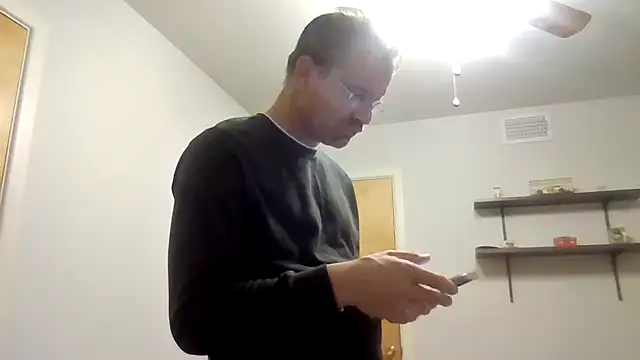 Snapshot of OGaddix269 chatting on 02/25/25, 11:19 OGaddix269 online show from 02/25/25, 11:19