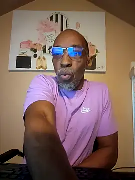 Snapshot of Lonelynudist59 chatting on 11/04/25, 12:04 Lonelynudist59 online show from 11/04/25, 12:04