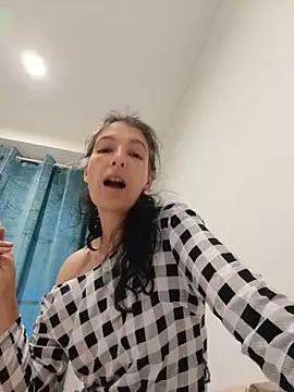 Snapshot of Sposini69 chatting on 05/19/26, 09:37 Sposini69 online show from 05/19/26, 09:37