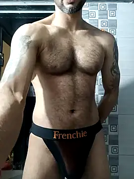 Snapshot of nihalxxx3 chatting on 01/05/25, 07:28 nihalxxx3 online show from 01/05/25, 07:28