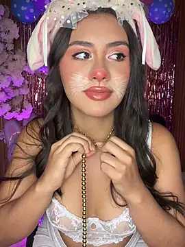 Snapshot of Ambar_pe_ chatting on 04/04/26, 02:32 Ambar pe online show from 04/04/26, 02:32