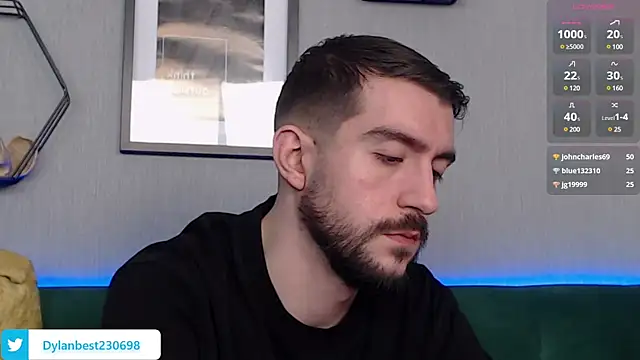 Snapshot of Dylan_Best chatting on 12/31/24, 12:54 Dylan Best online show from 12/31/24, 12:54