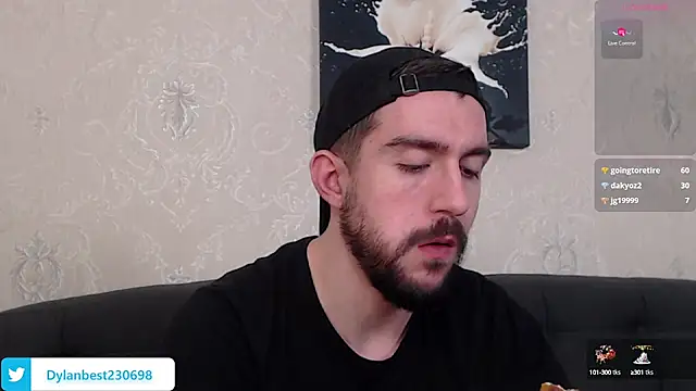 Snapshot of Dylan_Best chatting on 01/08/25, 06:09 Dylan Best online show from 01/08/25, 06:09