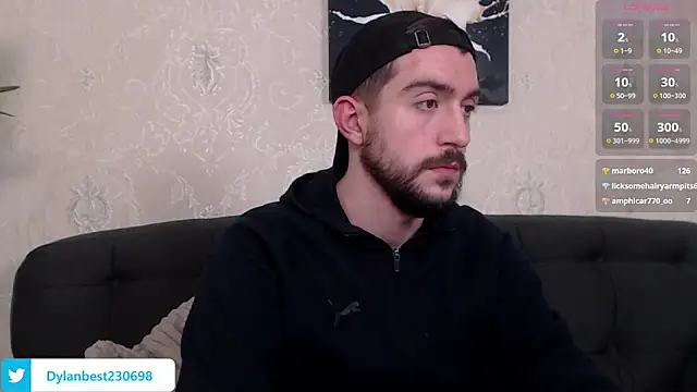 Snapshot of Dylan_Best chatting on 01/10/25, 11:33 Dylan Best online show from 01/10/25, 11:33