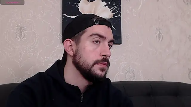 Snapshot of Dylan_Best chatting on 01/21/25, 01:08 Dylan Best online show from 01/21/25, 01:08