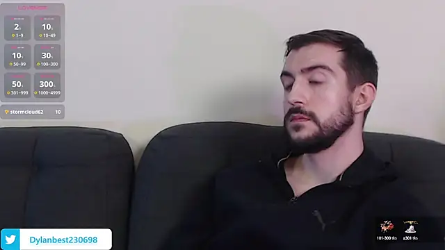 Snapshot of Dylan_Best chatting on 02/27/25, 04:31 Dylan Best online show from 02/27/25, 04:31