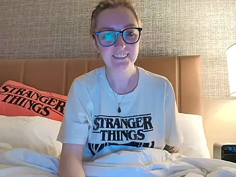 short sweetpea online show from 09/08/25, 03:11