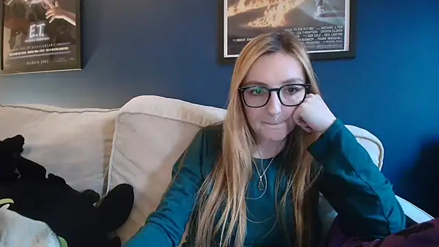 short sweetpea online show from 10/21/25, 04:30