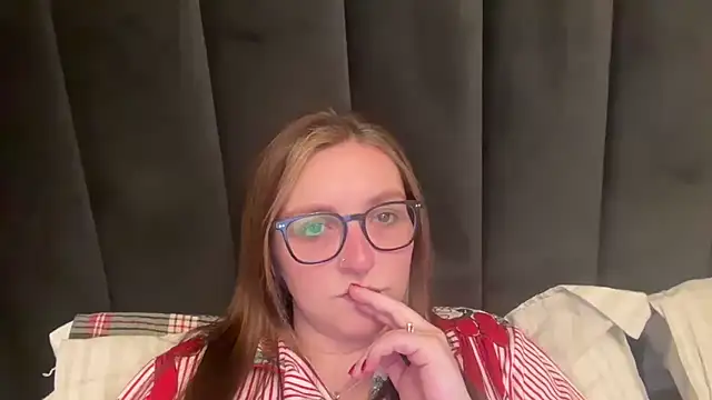 Snapshot of short_sweetpea chatting on 01/05/26, 10:35 short sweetpea online show from 01/05/26, 10:35