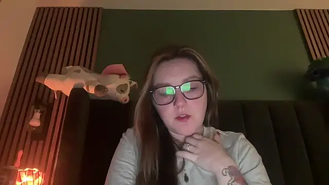 Snapshot of short_sweetpea chatting on 01/08/26, 06:48 short sweetpea online show from 01/08/26, 06:48