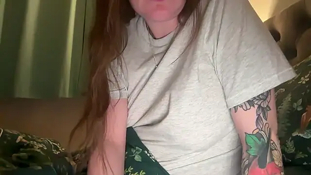 Snapshot of short_sweetpea chatting on 01/12/26, 06:07 short sweetpea online show from 01/12/26, 06:07