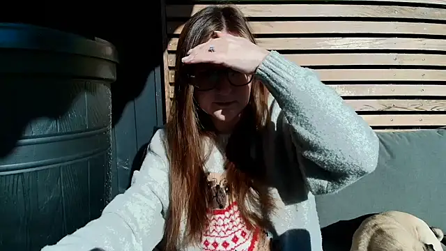 Snapshot of short_sweetpea chatting on 03/18/26, 02:31 short sweetpea online show from 03/18/26, 02:31