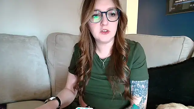 Snapshot of short_sweetpea chatting on 03/27/26, 01:11 short sweetpea online show from 03/27/26, 01:11