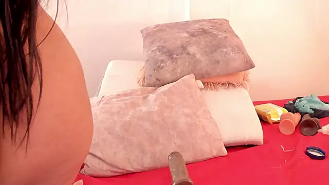 IsiisLovei online show from 01/27/25, 06:09