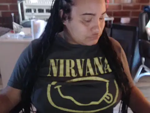 Hilarybunnyy online show from 10/25/25, 05:19