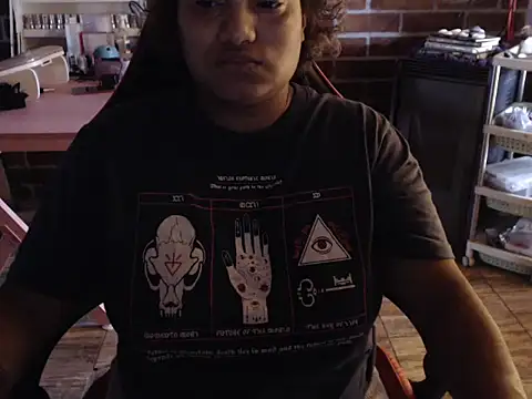 Hilarybunnyy online show from 02/27/26, 07:58