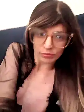 LouGabriel online show from 02/16/25, 08:21