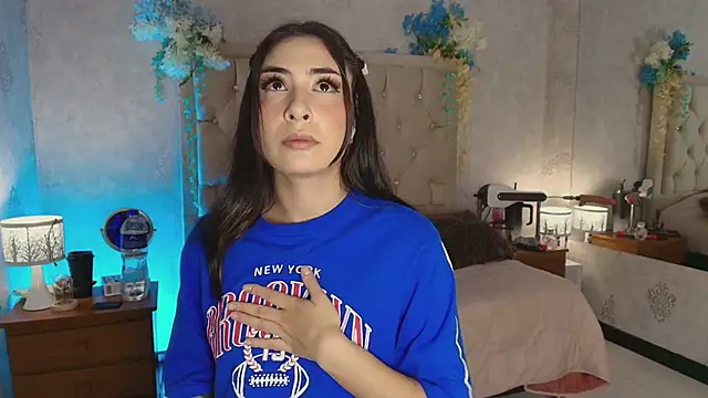 Snapshot of nini_love01 chatting on 01/18/25, 04:26 nini love01 online show from 01/18/25, 04:26