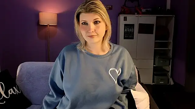 olisunny5 online show from 04/17/26, 07:17