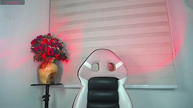 meedussa 20  online show from 02/16/26, 01:13